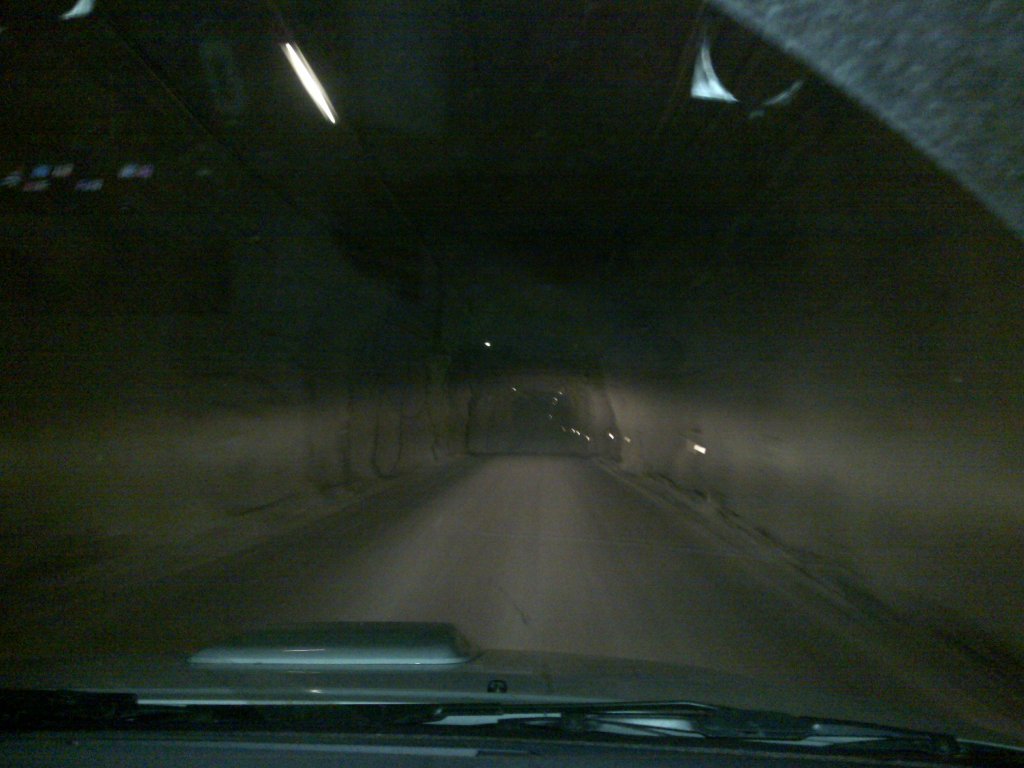 07062010286--cesta-v-tunelu-ii